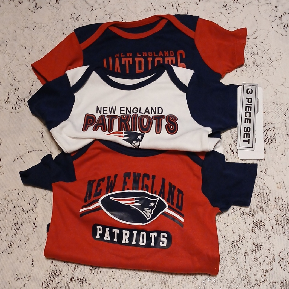 NEW ENGLAND PATRIOTS TEAM ONES.Kids Shirt Set - Red, White, and Blue